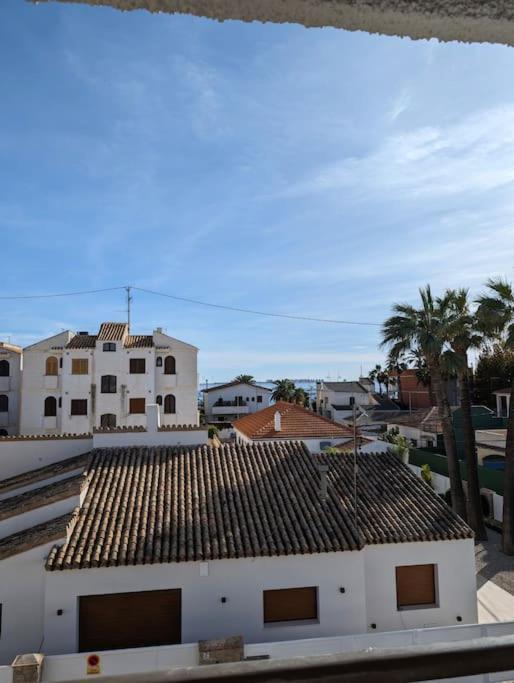 En Santiago De La Ribera *